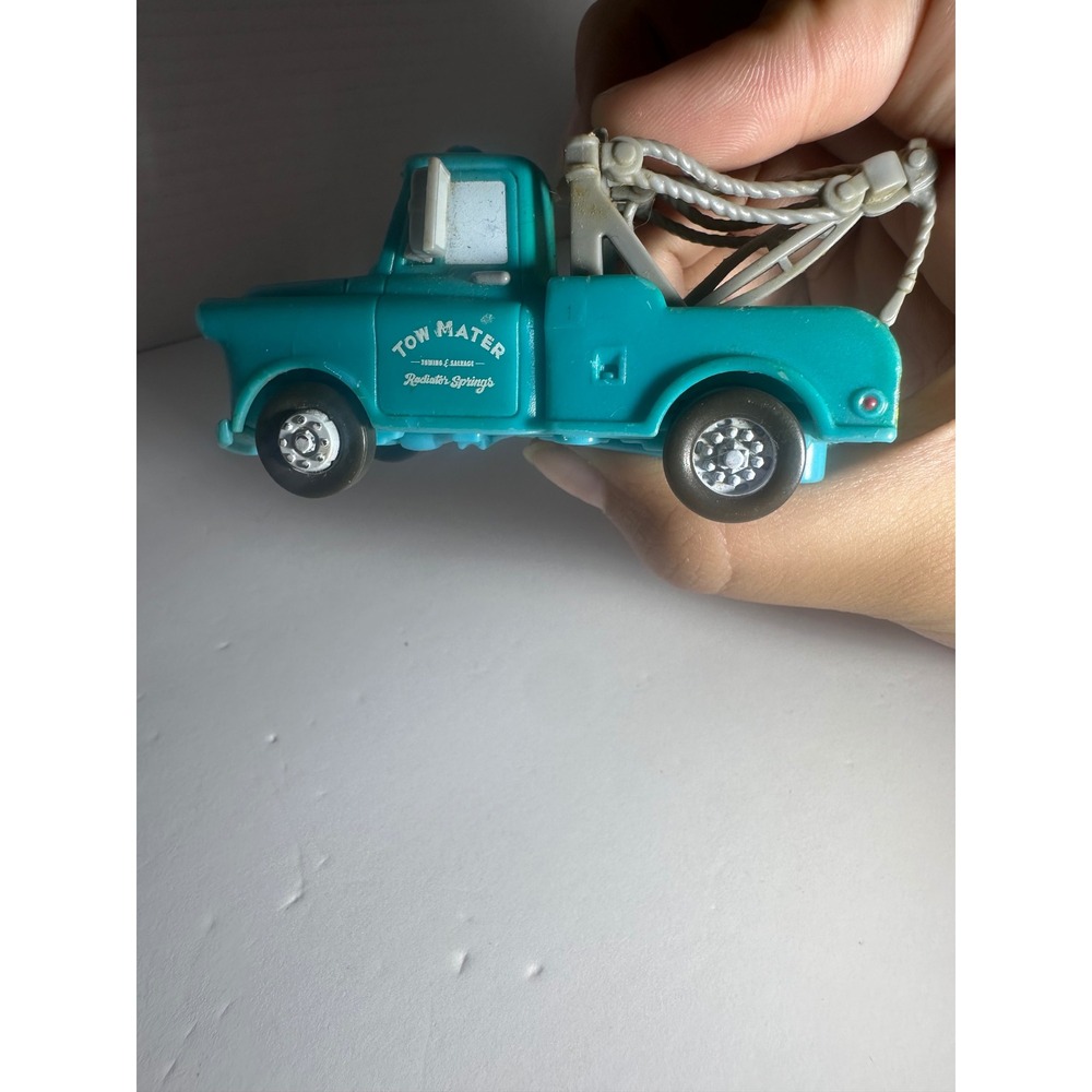 Disney Pixar Cars Tow Mater Teal Blue Towing Salvage Radiator Springs Diecast - Picture 4 of 11